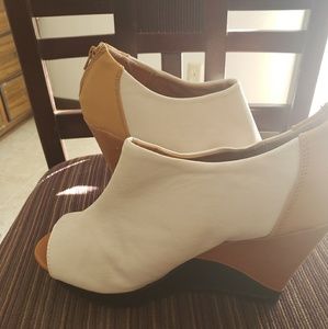 New condition Colorblock wedge heels🤩